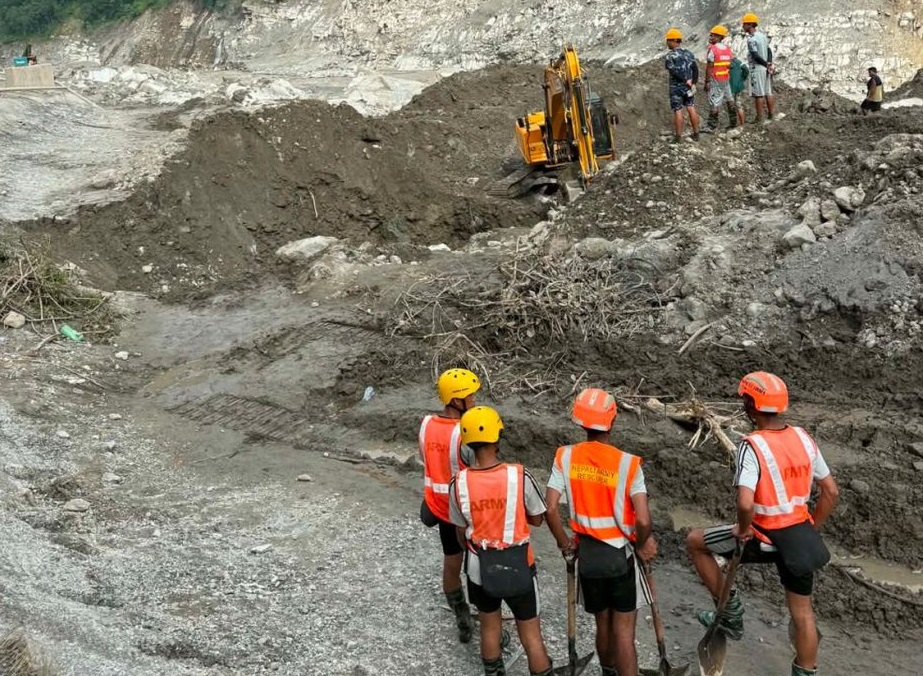 भोटेकोशी बाढी : ७६८ शव फेला, २ हजार ७१५ जनाको उद्धार